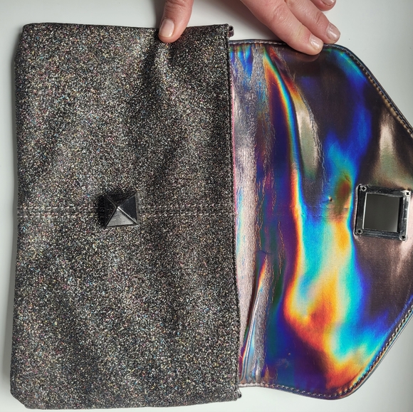 Mutlicoloured Metalic clutch - Picture 2 of 6
